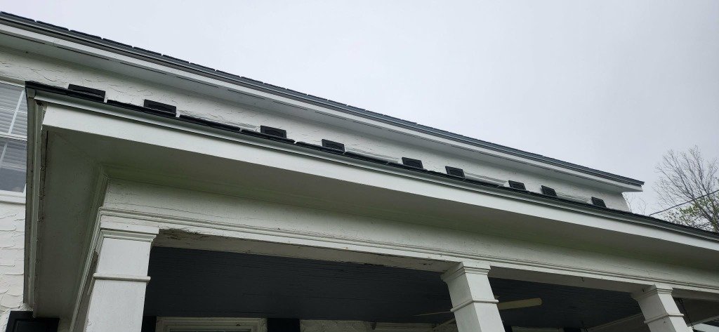 Completed gutter work in Elkridge by Gutters Baltimore